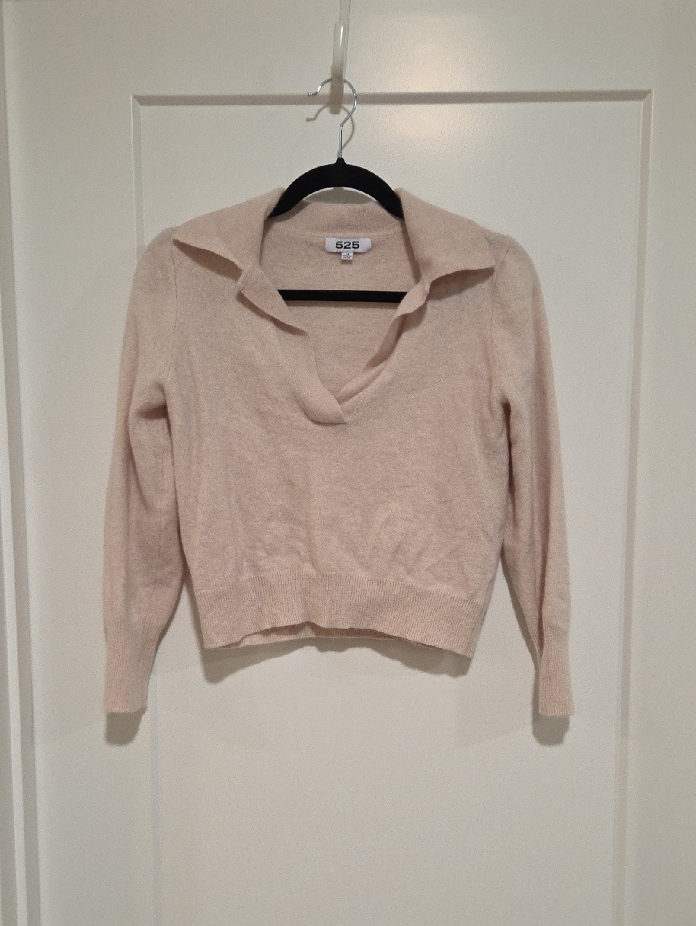 525 America Cream-Colored V-Neck Collared Women's Sweater
